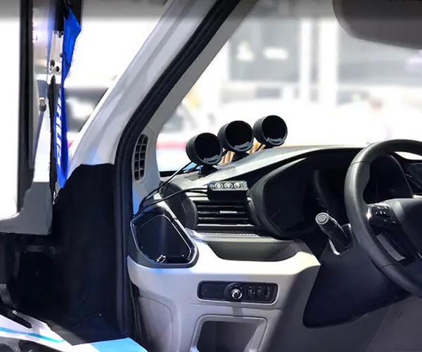 Patterns on Wheels How Lichond Mould Reshapes